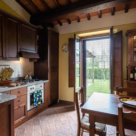 Spacious At Lombriciano Tuscany With Pool Willa