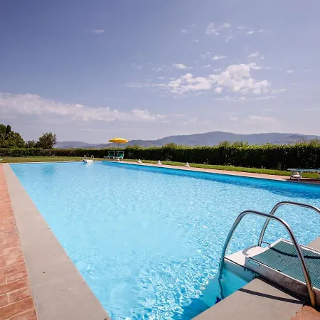 Willa Spacious At Lombriciano Tuscany With Pool *