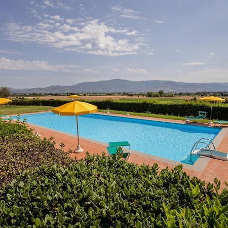 Spacious At Lombriciano Tuscany With Pool Willa Cortona